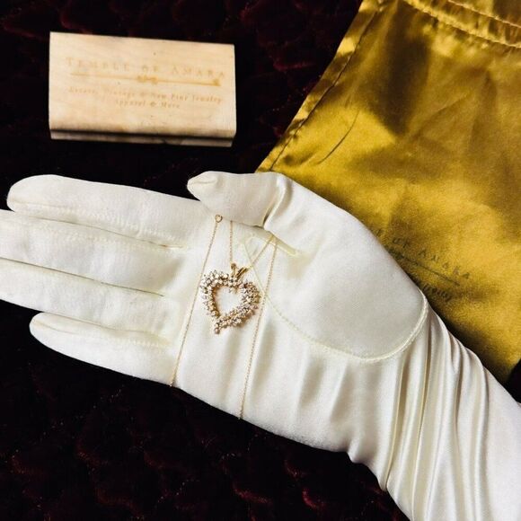 10K Gold- Diamond Heart Necklace -18"-1.2CTTW Cluster Diamonds- Round Cut -4g - Picture 4 of 16